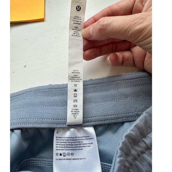 Lululemon Softstreme Pale Blue High Rise Drawstring Lounge Pant Size 2 Oversize - Picture 12 of 16